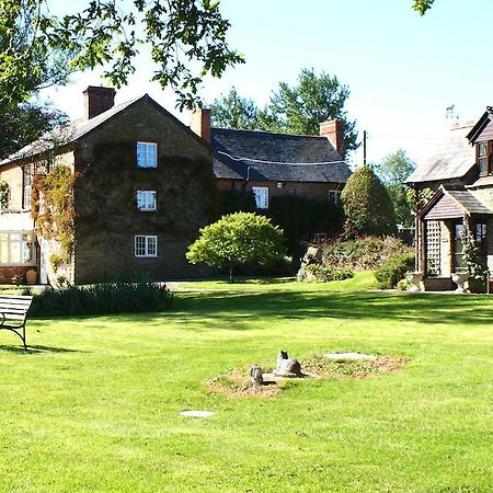 Hills Farm Bed & Breakfast Leominster Exterior photo